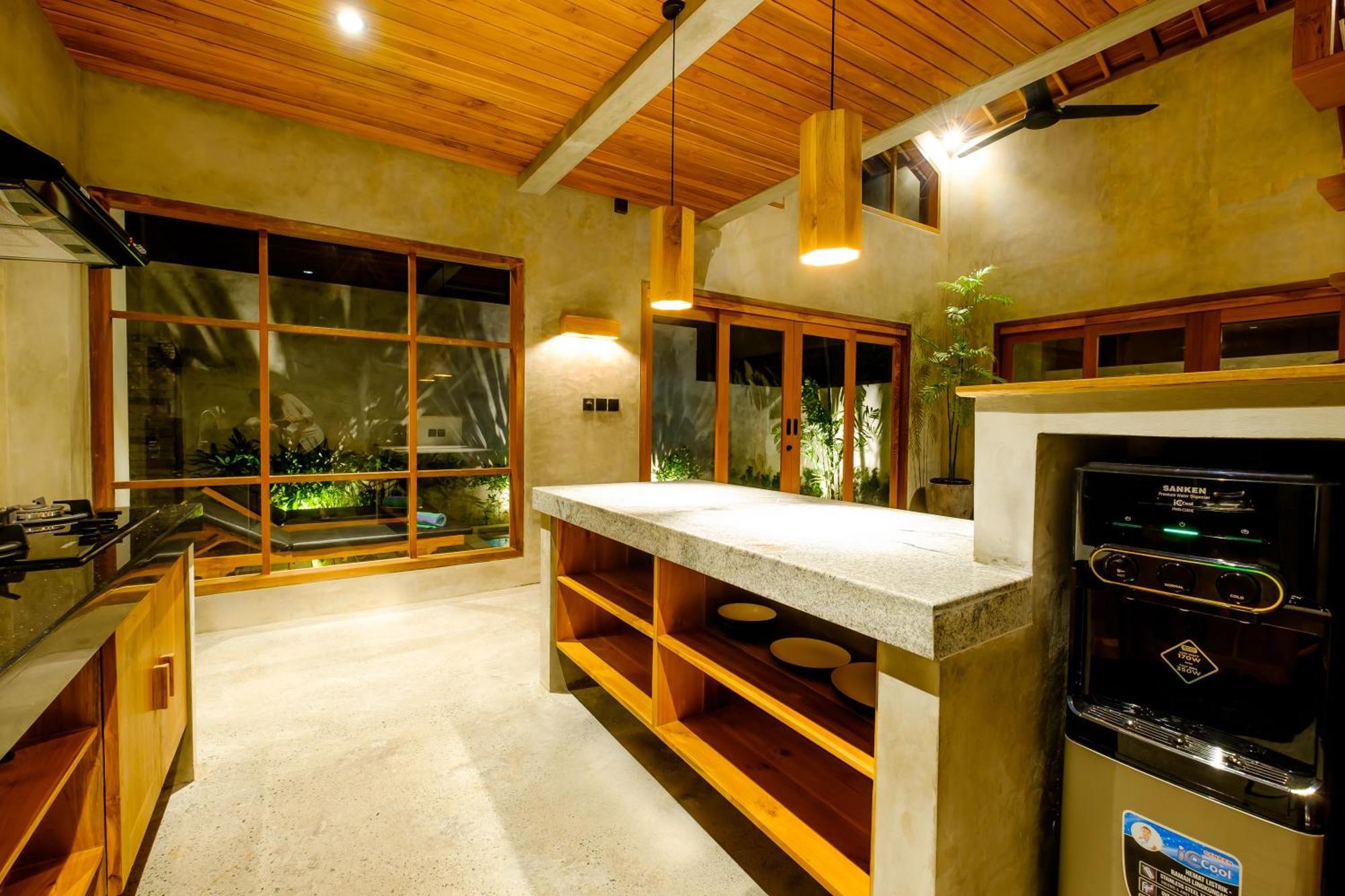 Canggu Wooden Green Paradise Phòng bức ảnh